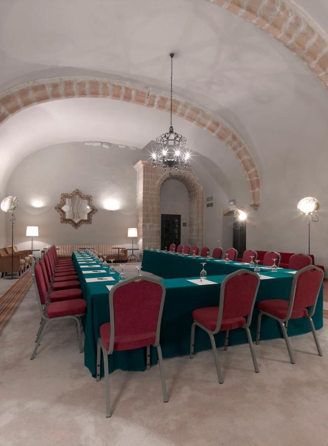 Parador De Трухільйо Екстер'єр фото