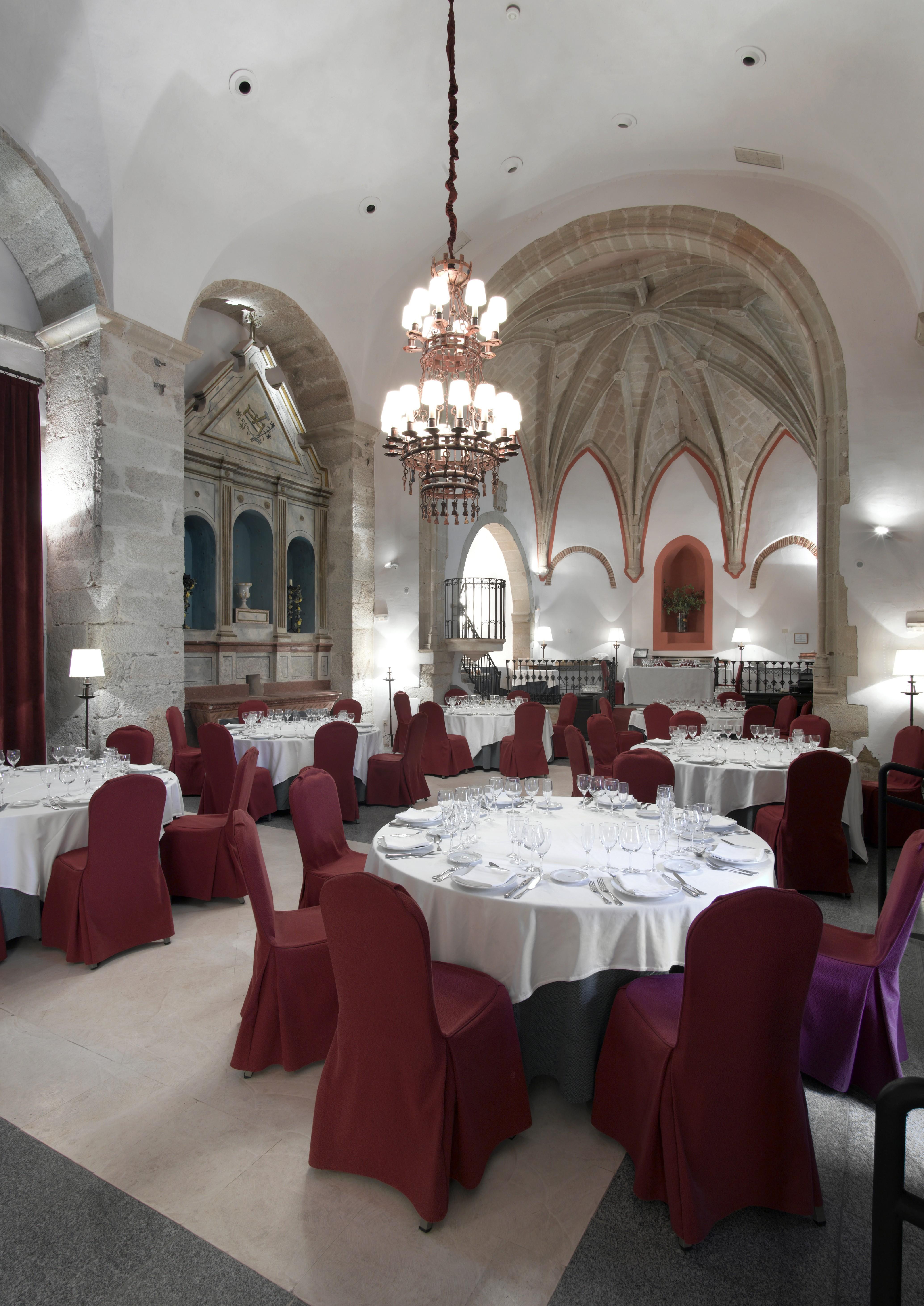 Parador De Трухільйо Екстер'єр фото